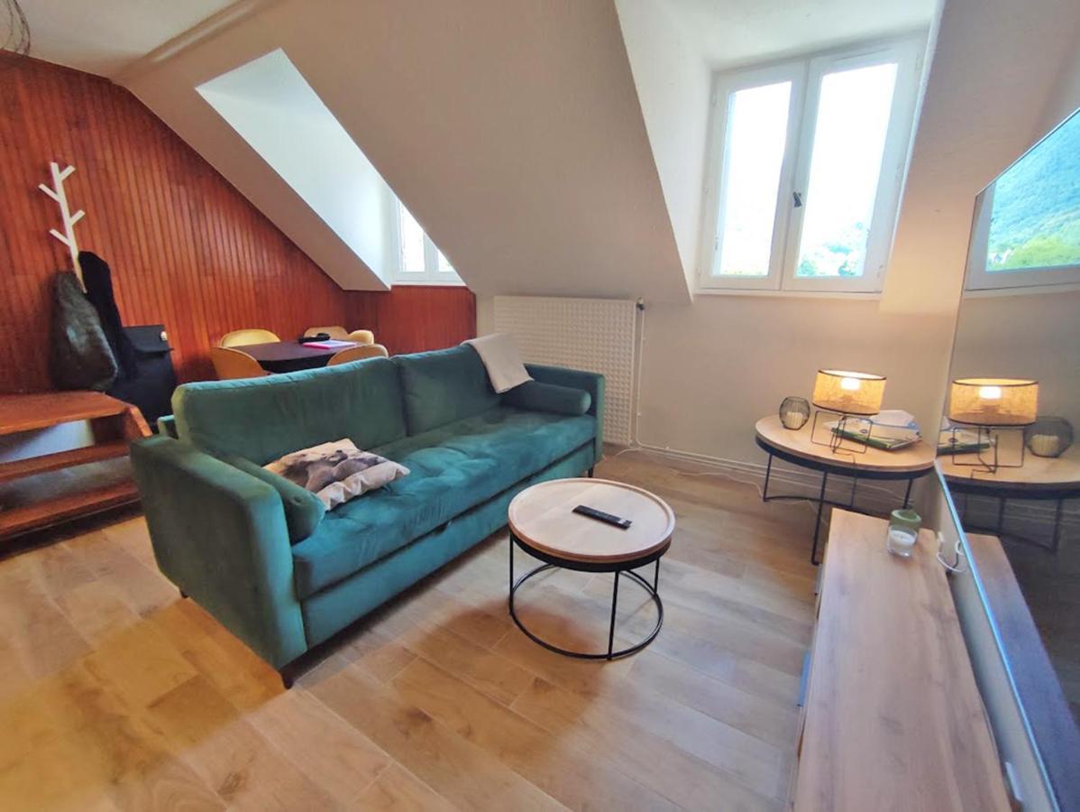 Au Cocon De Joy, T3 Duplex, Wifi, 4 Personnes Daire Bagnères-de-Luchon Dış mekan fotoğraf