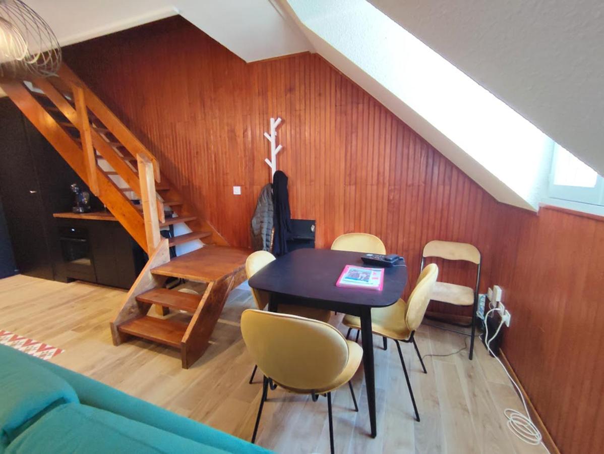 Au Cocon De Joy, T3 Duplex, Wifi, 4 Personnes Daire Bagnères-de-Luchon Dış mekan fotoğraf